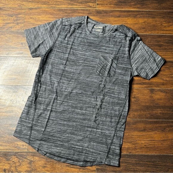 Beachbody Gray Short Sleeve T Shirt - Picture 1 of 4